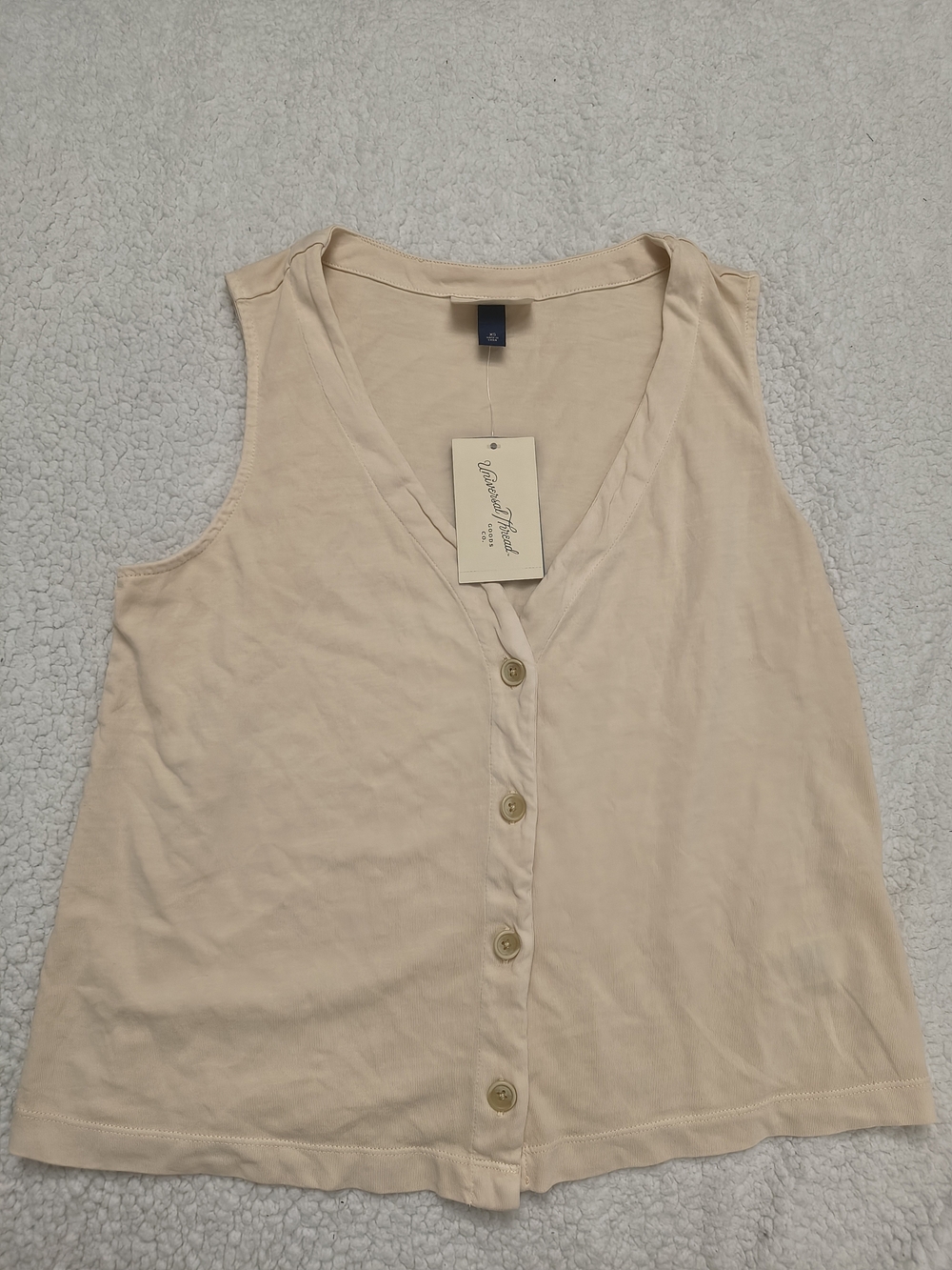 Universal Thread Beige Button-Front V-Neck Tank Top